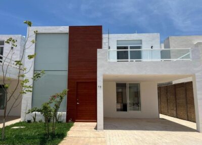 doble altura, equipada con 3 habitaciones - alberca, lista para habitar, conkal