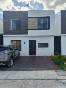 Casa Amueblada en Renta en Privada con Amenidades | 2 Rec | Conkal, Mérida
